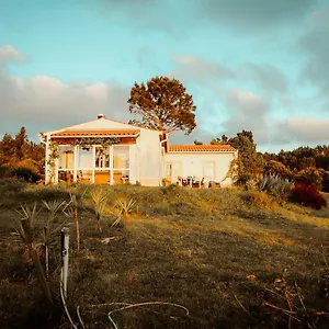  Agroturismo Monte Da Urze -