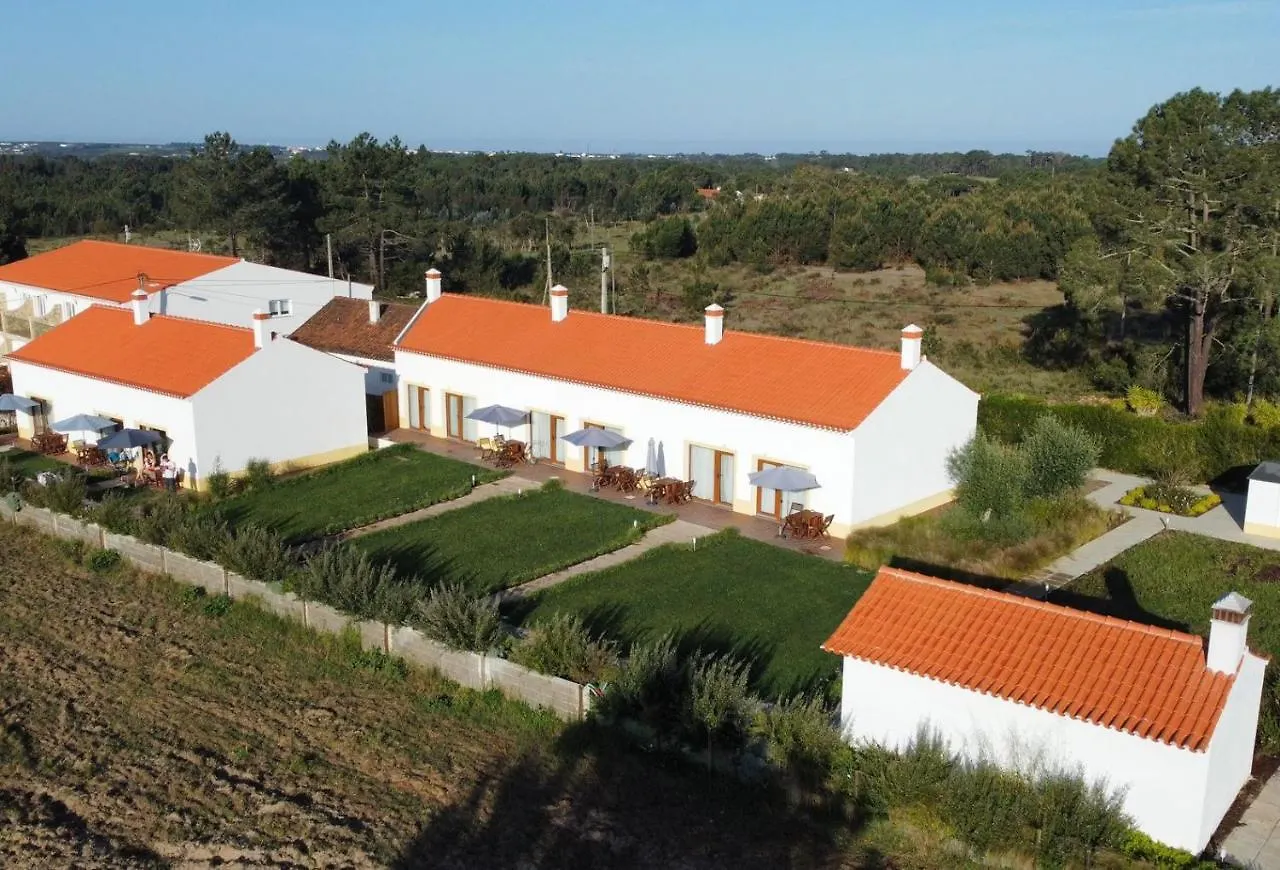 Vila Lira contacts